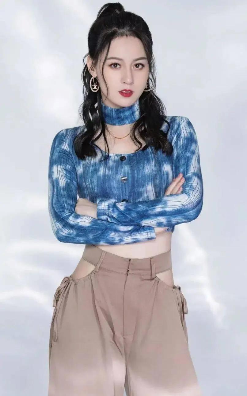 图片[1]-唐艺的个人资料简介,唐艺为何那么火?唐艺是怎么走红的?-互知网